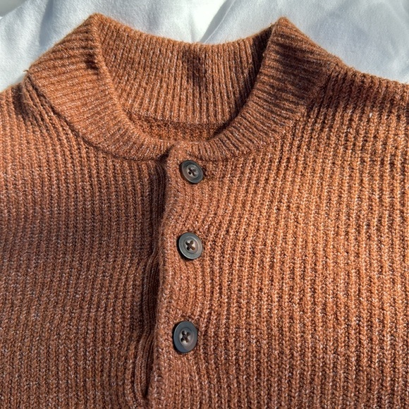 Women’s 3 button sweater light brown Amazon Essentials NWOT Fast Shipping - Picture 3 of 9